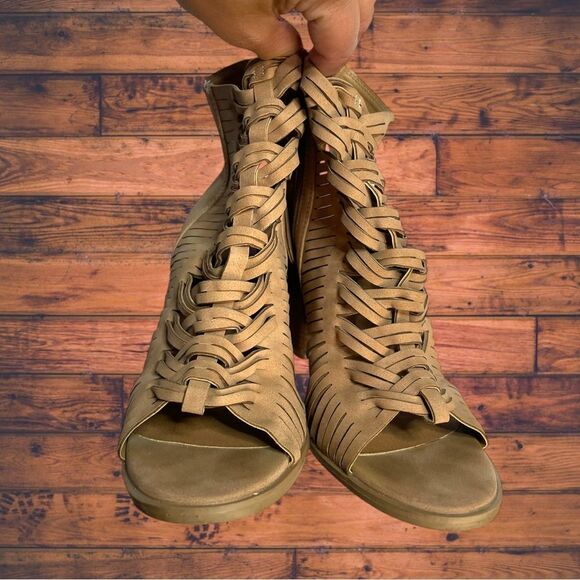 5 for $25🔥Dolce Vita Tan Alyson Peep Toe Bootie Size 9 1/2 - Picture 4 of 9